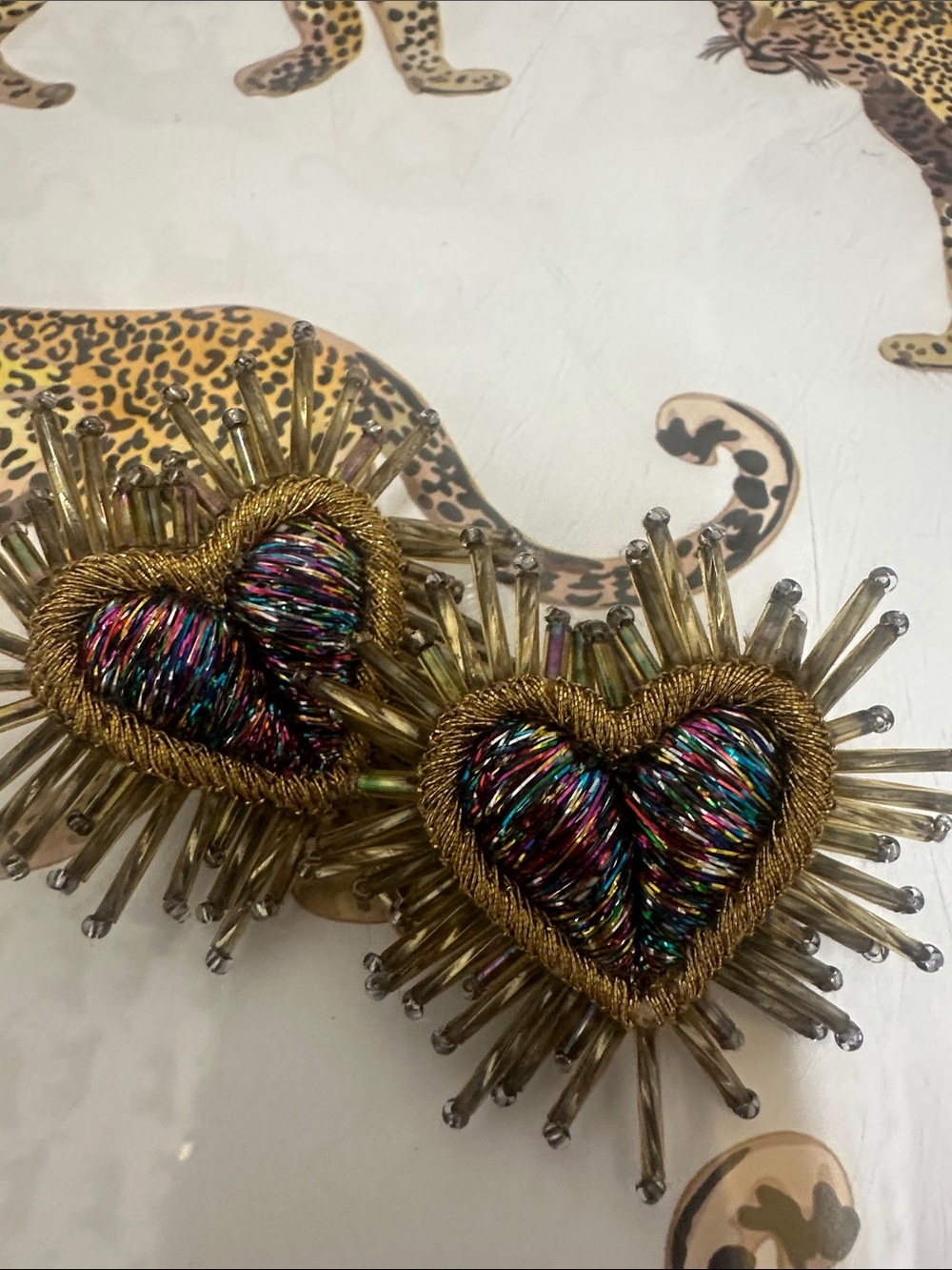 Olivia Dar Handcrafted Multicolor Heart earrings with Gold Accents - Picture 5 of 5